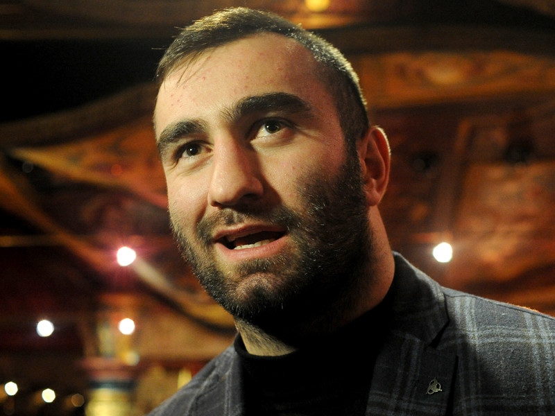 Американец Джонсон отказался от боя с российским боксером Муратом Гассиевым