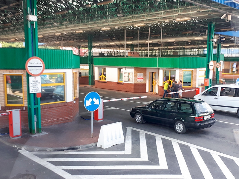 Белоруссия с 1 ноября закрывает для иностранцев въезд через наземные пункты пропуска