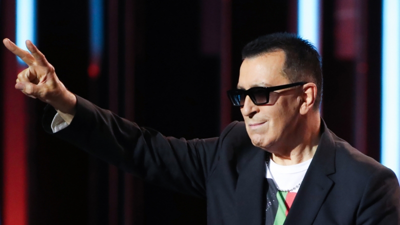 Буйнов обратился к больному раком Юдашкину