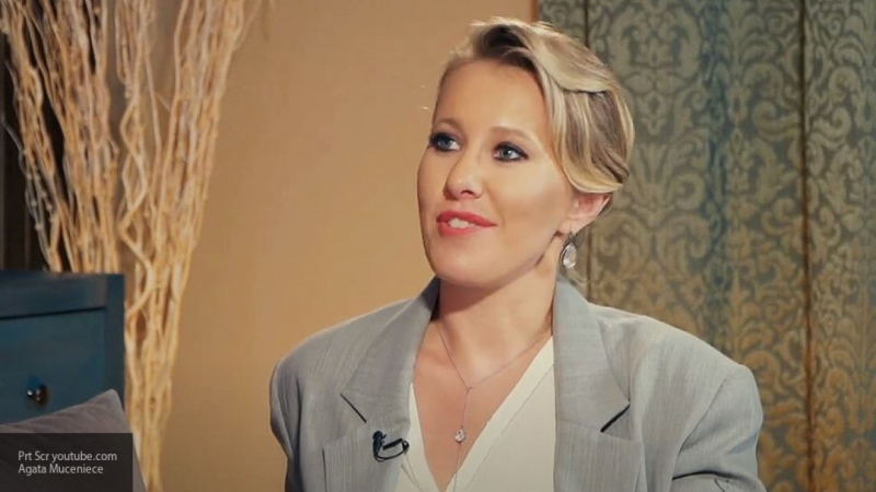 Гнилые зубы Собчак напугали подписчиков на Хэллоуин