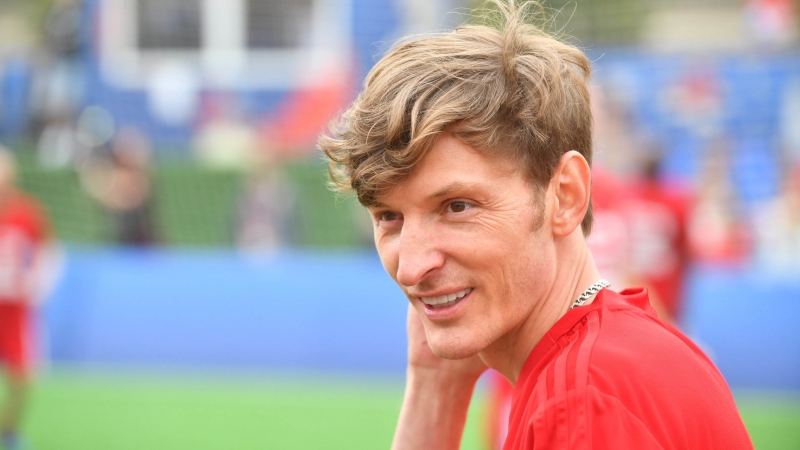 Павла Волю заметили в компании несовершеннолетней эскортницы