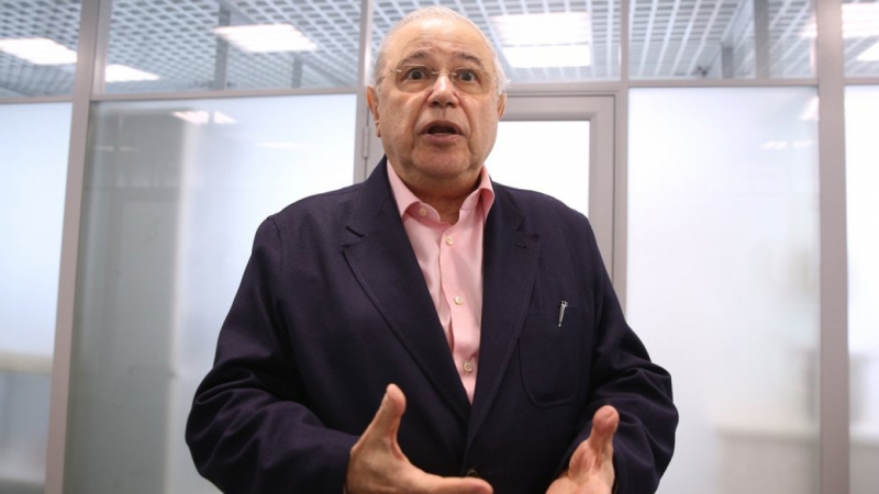 Петросян в ужасе сбежал от журналистов из-за вопросов о маленьком сыне