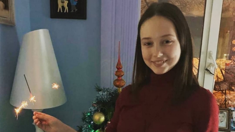 Повзрослевшая Пуговка из «Папиных дочек» скрывает своего бойфренда