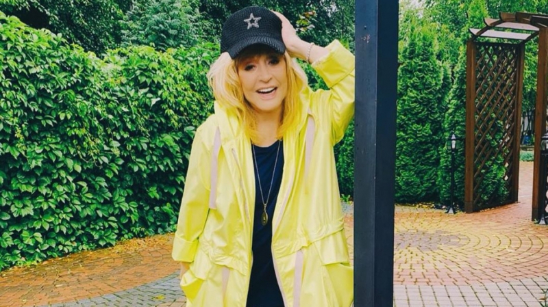 Пугачева пригласила перенесшего инсульт Моисеева к себе в замок