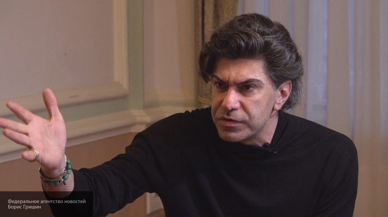 Цискаридзе рассказал, что завел домработницу для своей кошки