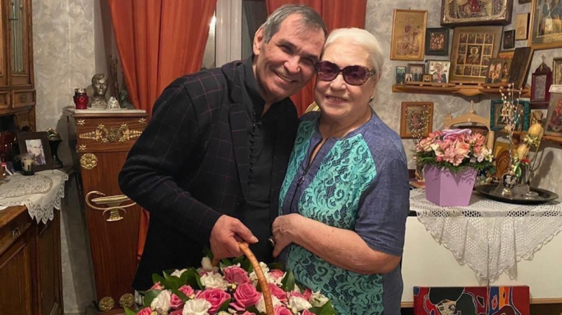 Юрист Соболев объяснил желание Федосеевой-Шукшиной развестись с Алибасовым