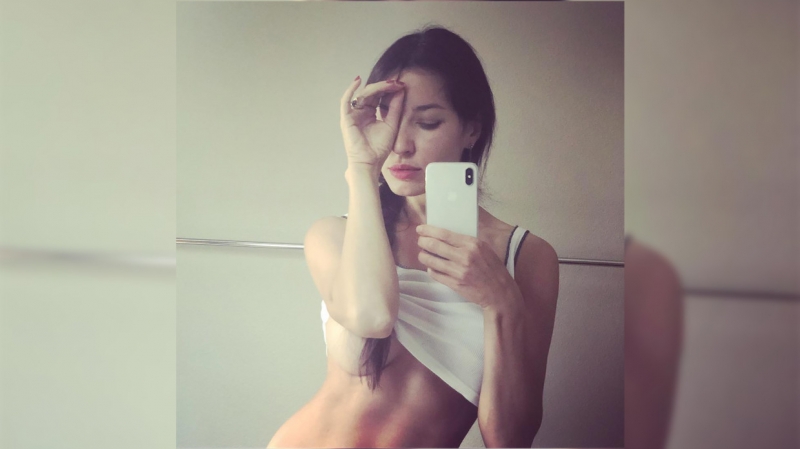 Миро посоветовала жене Дзюбы не разводиться с футболистом после скандала