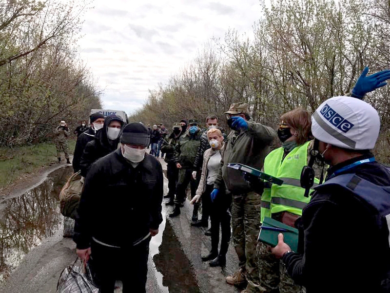 Москва и непризнанные республики сочли невозможным обмен пленными с Киевом до Нового года