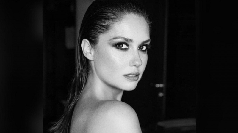 Муцениеце приписали роман с женатым режиссером