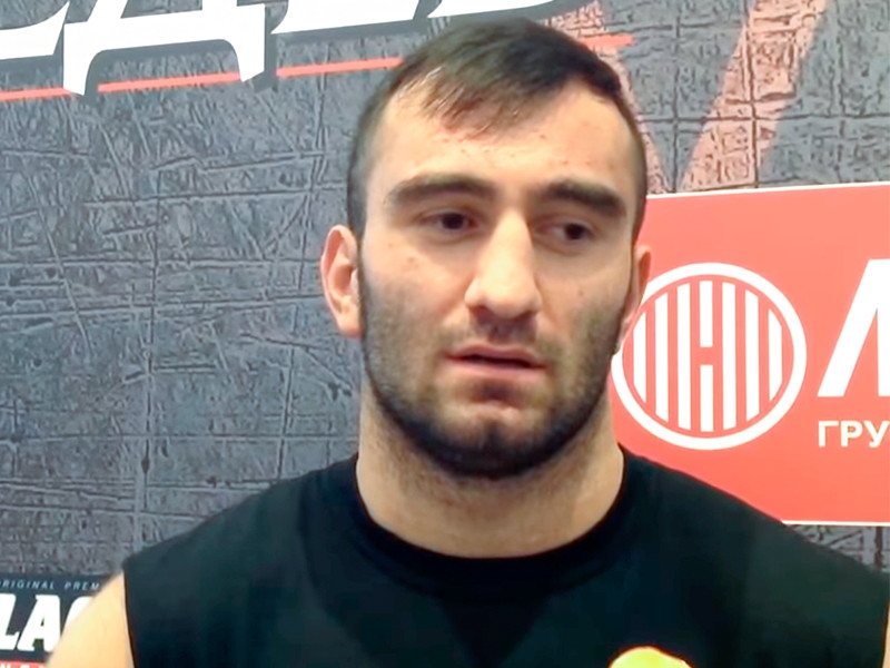 Российский боксер Гассиев уверенно дебютировал  самой престижной весовой категории