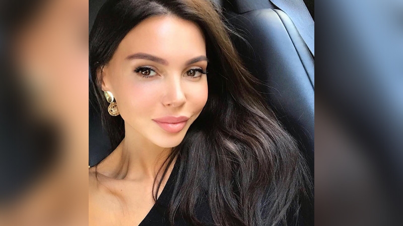 Самойлова похвасталась идеальной фигурой после рождения четырех детей