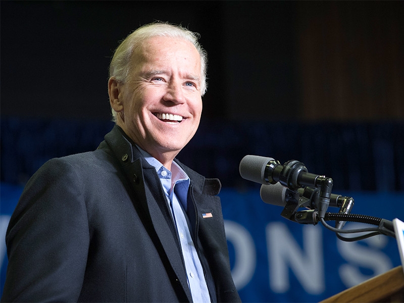 Все ключевые американские СМИ провозгласили Байдена 46-м президентом США. Он с этим согласился