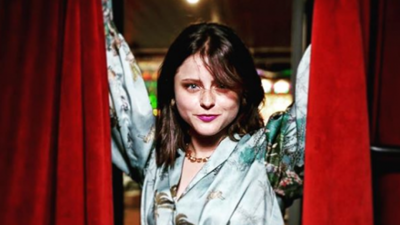 Звезда сериала «Ольга» призналась, что ждет пополнения в семье