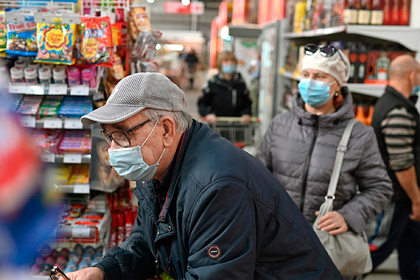 Путин подписал закон о регулировании цен на продукты