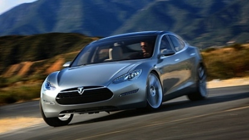 Автомобиль Tesla распознал «человека» на безлюдном кладбище