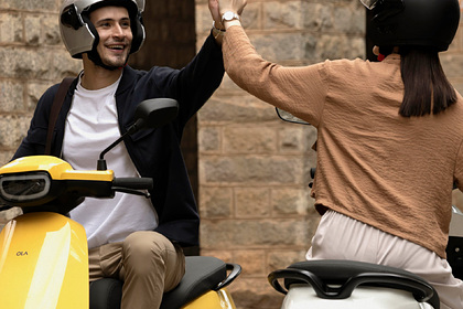 Крупнейший производитель электросамокатов избавился от мужчин