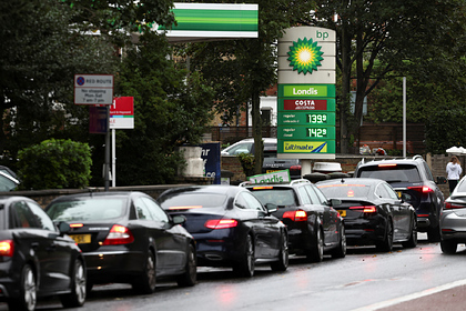 Британцам предсказали рекордное подорожание бензина